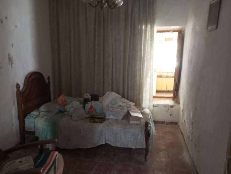 3 slaapkamer Gezinswoning Te koop