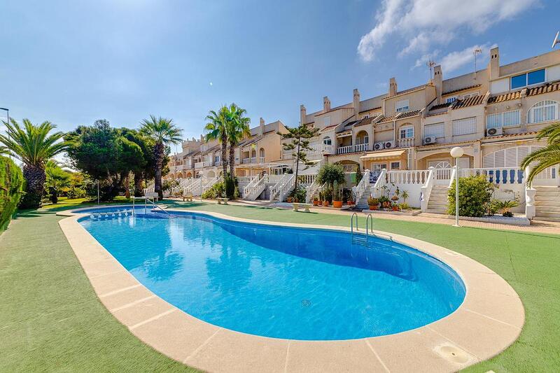 Townhouse for sale in Torrevieja, Alicante