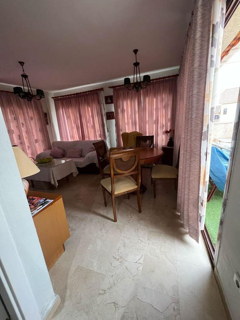 2 slaapkamer Appartement Te koop