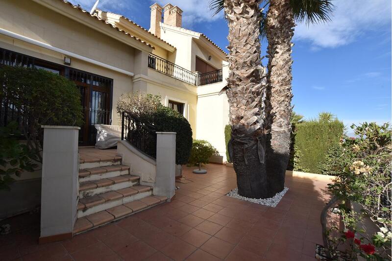 Townhouse for sale in Algorfa, Alicante