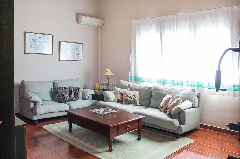 4 Cuarto Villa en venta