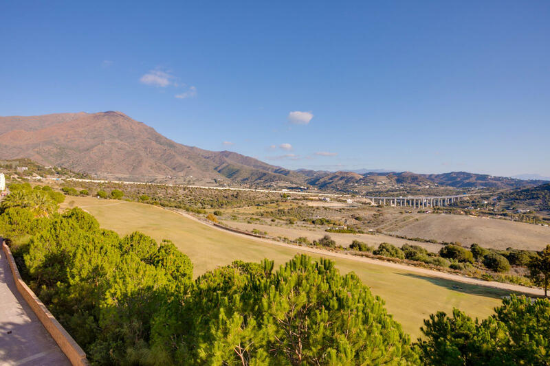 Leilighet til salgs i Estepona, Málaga