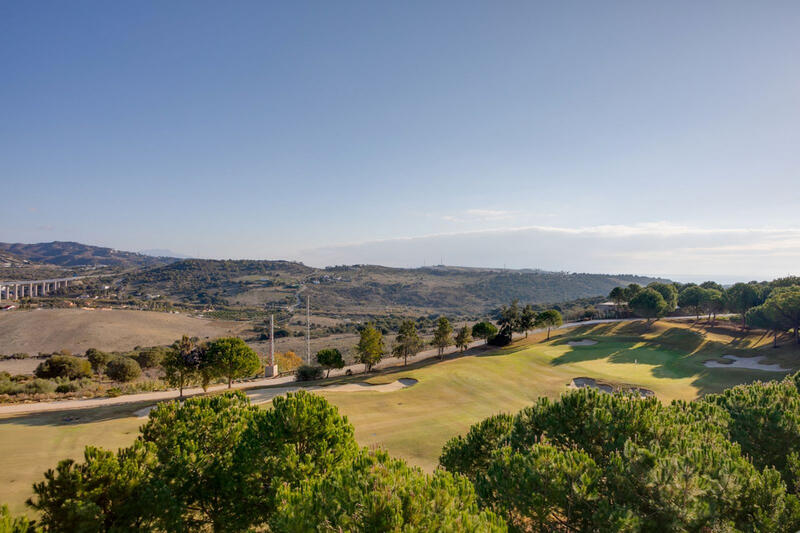 Lejlighed til salg i Estepona, Málaga