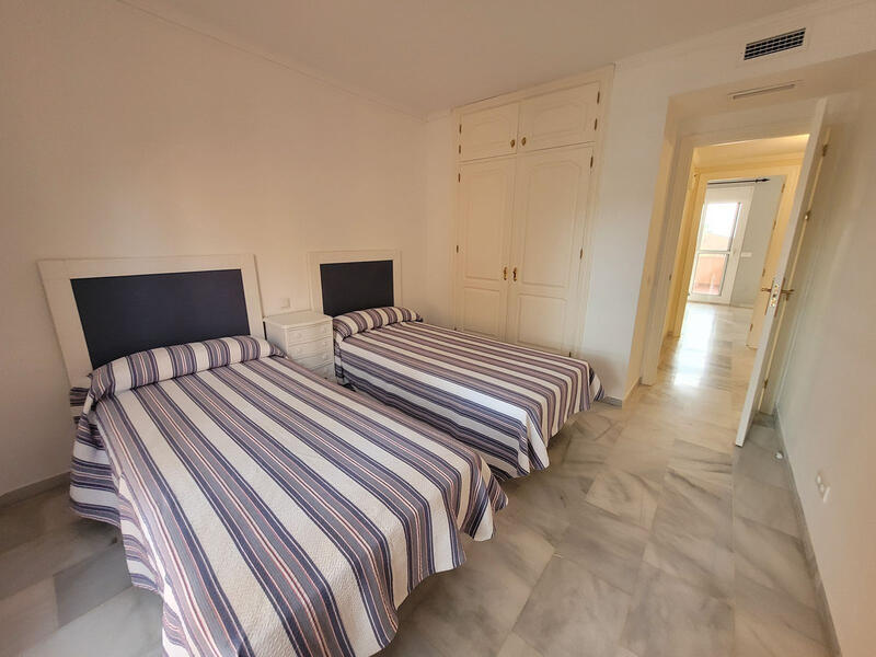 3 Schlafzimmer Stadthaus zu verkaufen