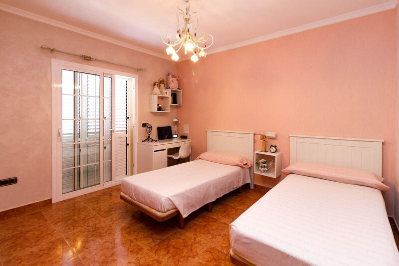 5 chambre Villa à vendre