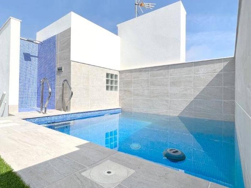 Apartment for sale in Torrevieja, Alicante