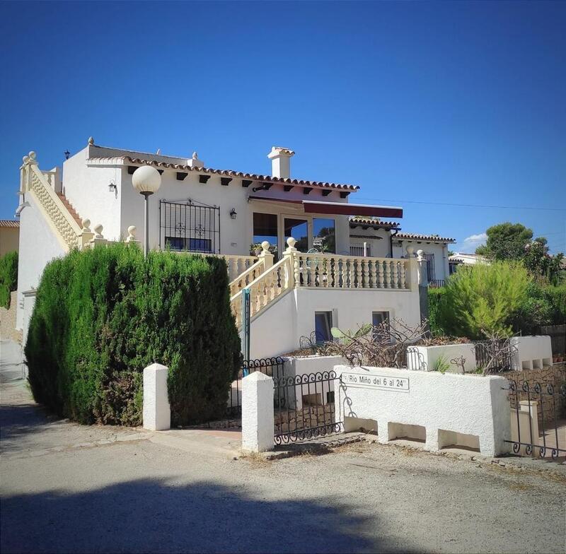 Local Commercial à vendre dans Moraira, Alicante