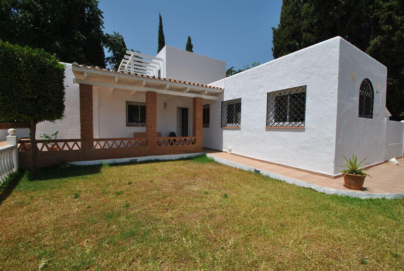 Villa zu verkaufen in Cerros del Aguila, Málaga