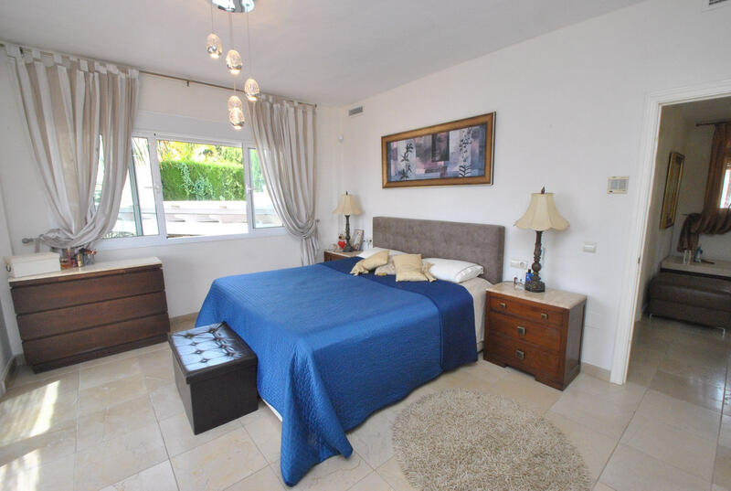 4 chambre Villa à vendre