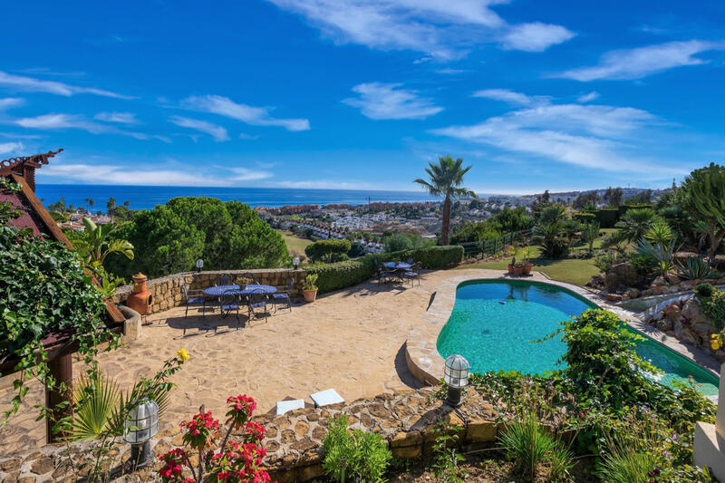 Villa à vendre dans La Duquesa, Málaga