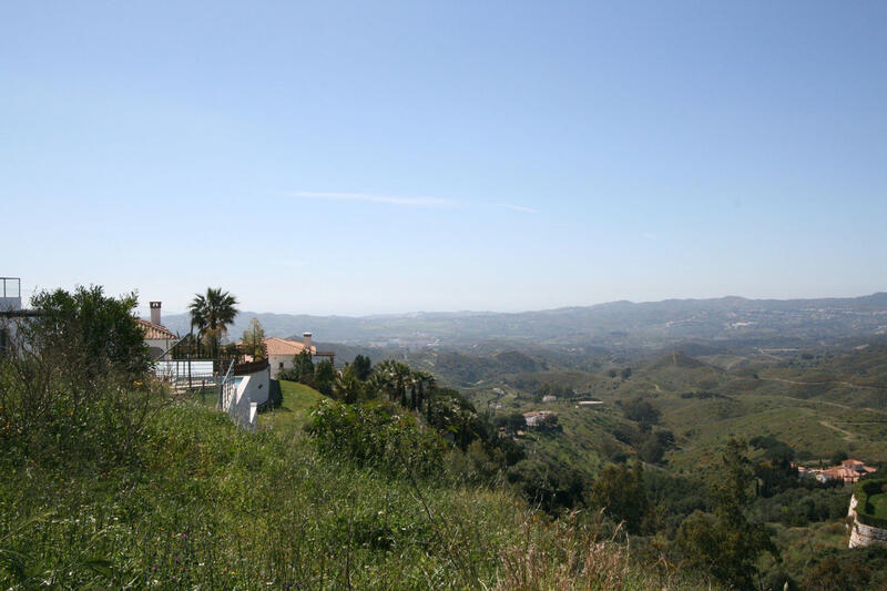 Landa till salu i Valtocado, Málaga