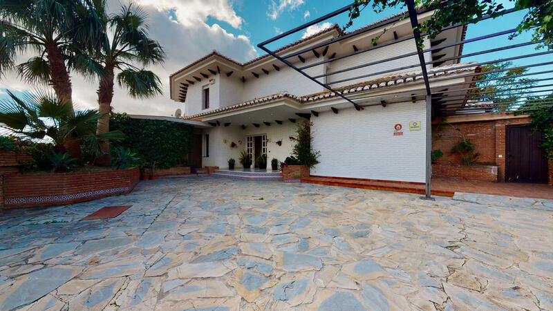 7 Cuarto Villa en venta