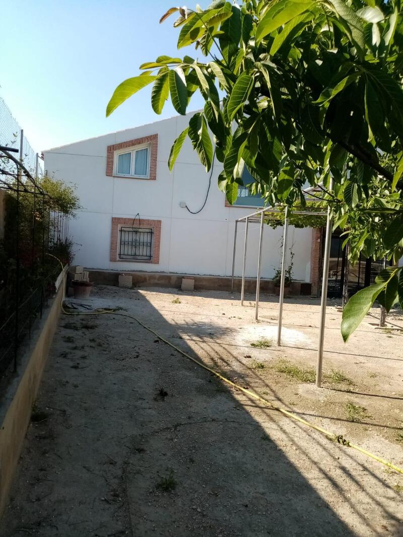 8 Cuarto Villa en venta