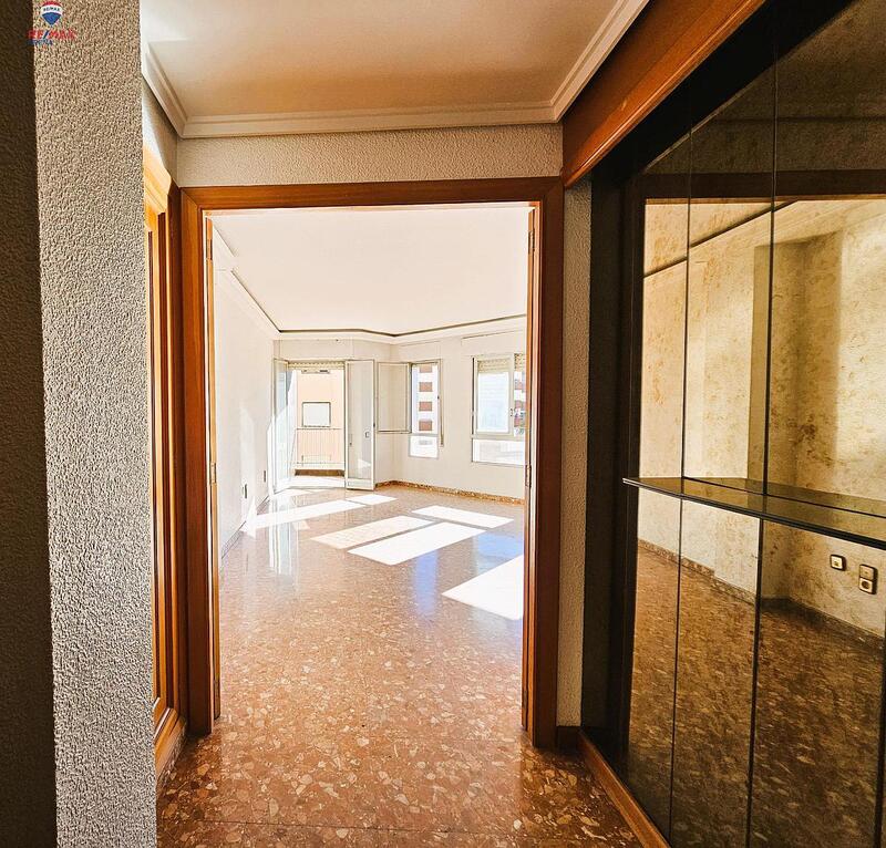 4 slaapkamer Appartement Te koop