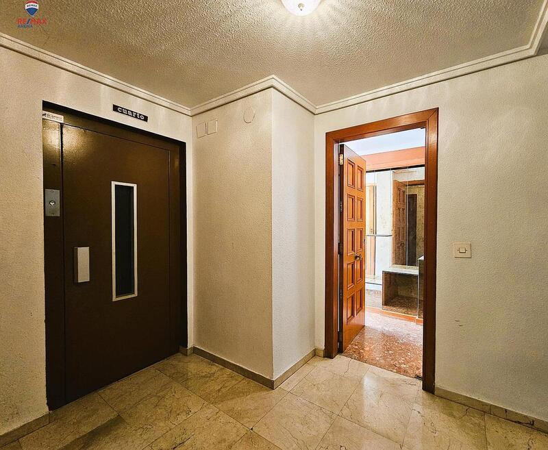 4 slaapkamer Appartement Te koop