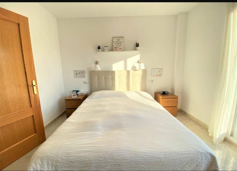 4 Schlafzimmer Stadthaus zu verkaufen