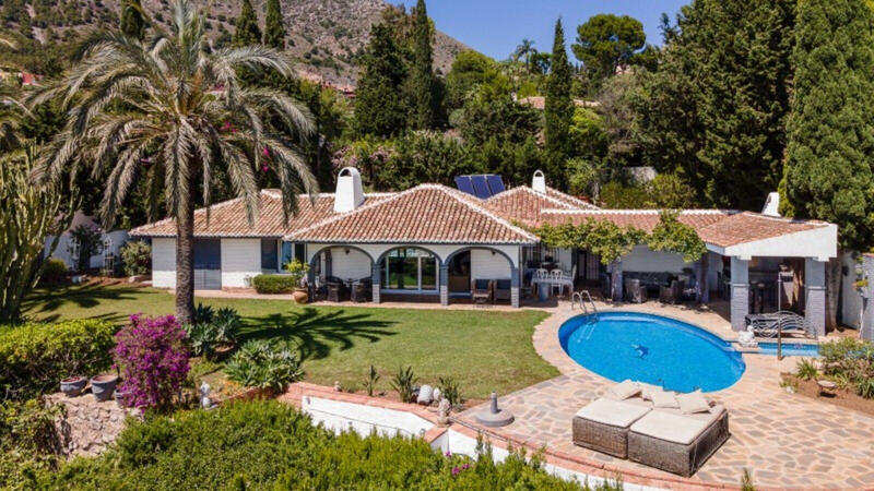 Villa till salu i Benalmadena, Málaga