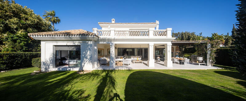 5 bedroom Villa for sale