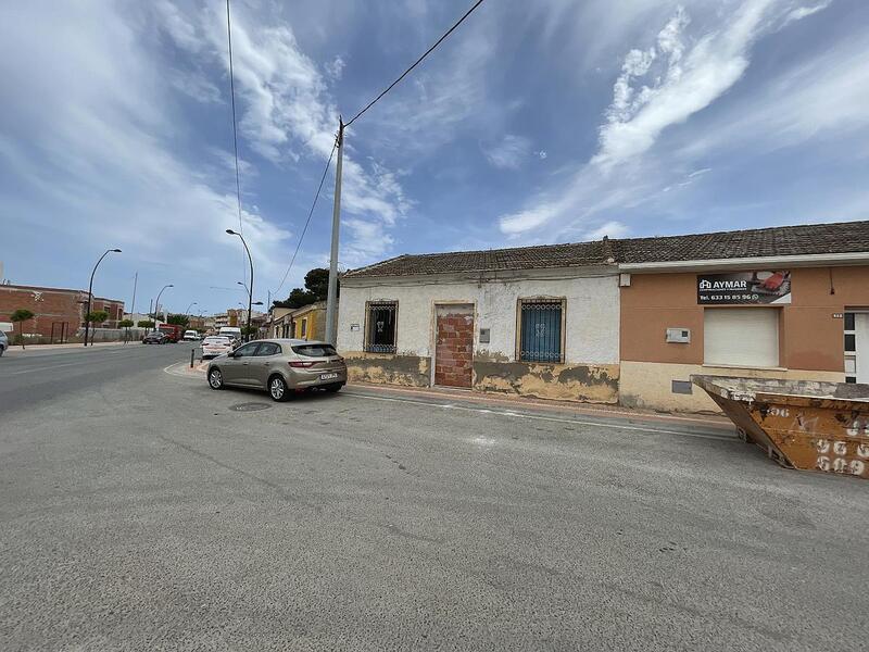 Terrain à vendre dans Formentera del Segura, Alicante