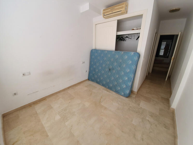 2 Cuarto Adosado en venta