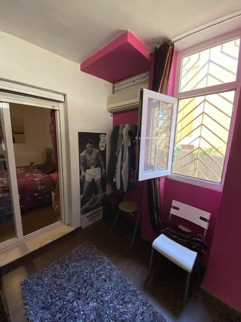 1 slaapkamer Appartement Te koop