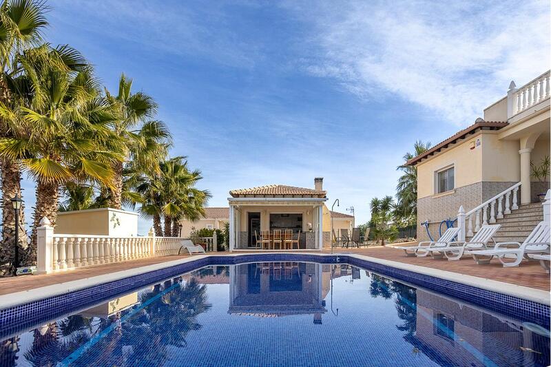 4 bedroom Villa for sale