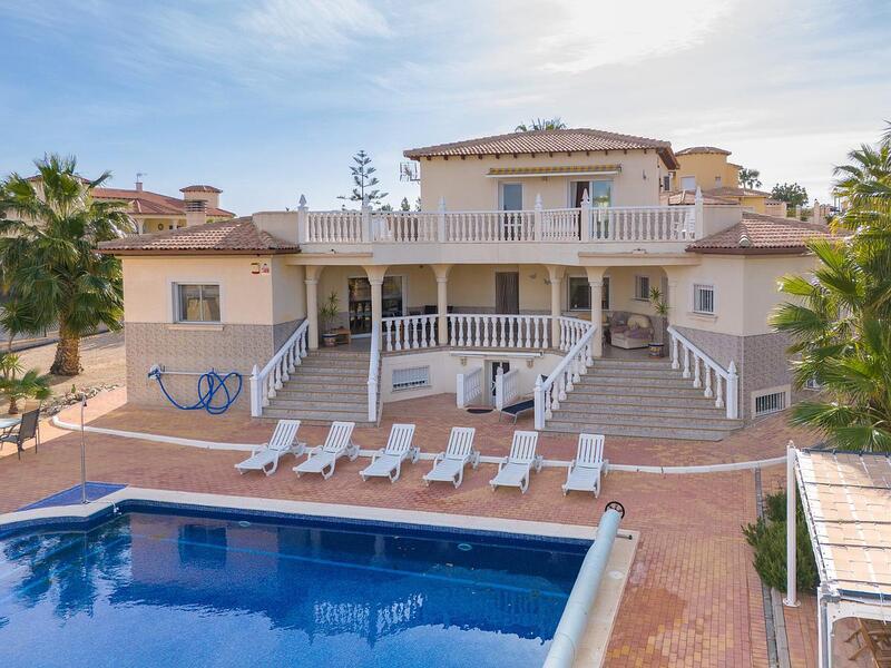 4 bedroom Villa for sale