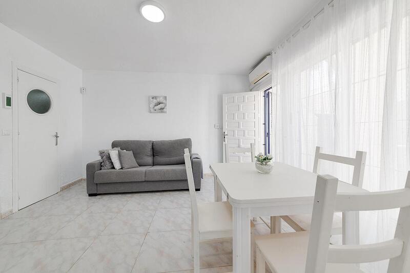 Townhouse for sale in Torrevieja, Alicante