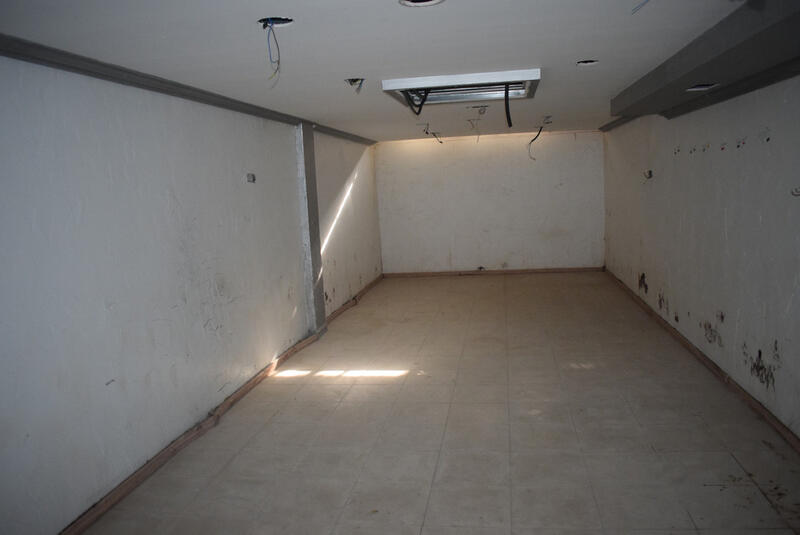 2 Cuarto Local Comercial en venta