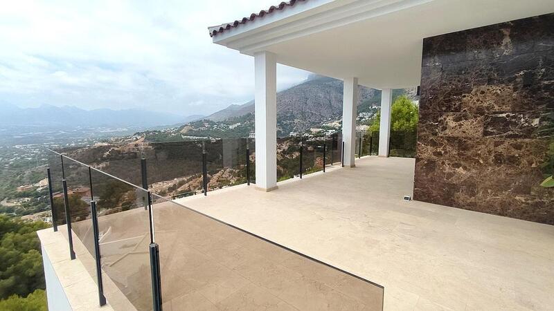 4 bedroom Villa for sale