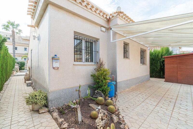 2 Cuarto Villa en venta