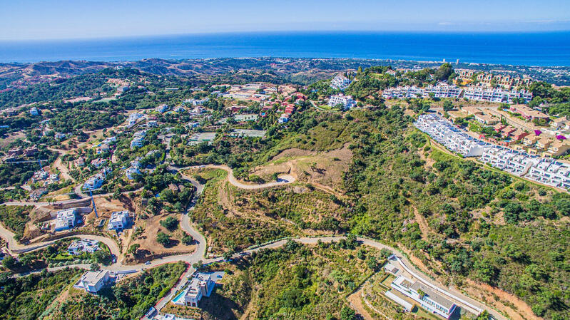 Land for sale in Elviria, Málaga