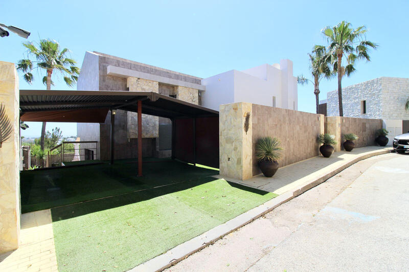 3 Cuarto Villa en venta