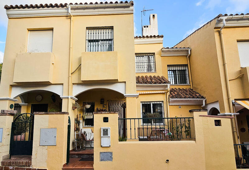 Appartement Te koop in Estepona, Málaga