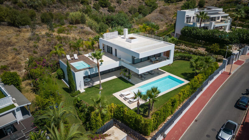 5 bedroom Villa for sale