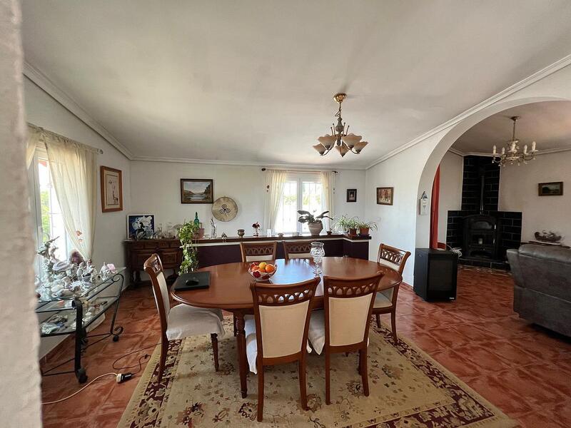 3 bedroom Country House for sale