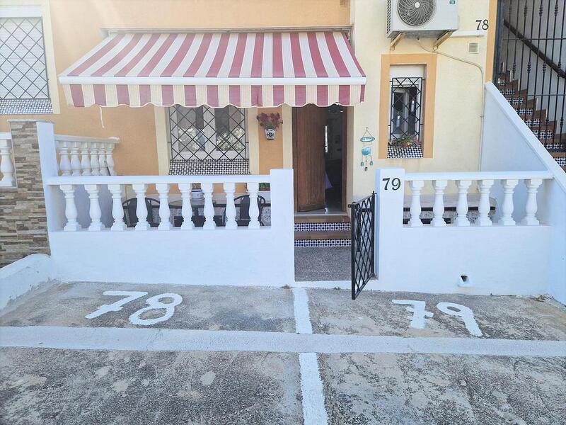 3 bedroom Townhouse for sale