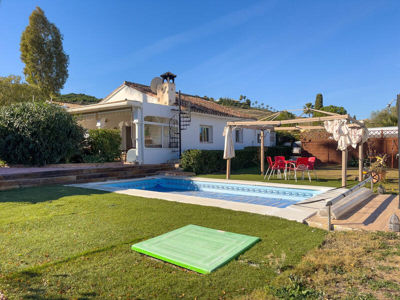 Villa Te koop in Coin, Málaga