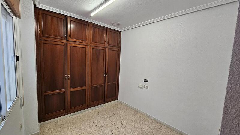 4 slaapkamer Appartement Te koop