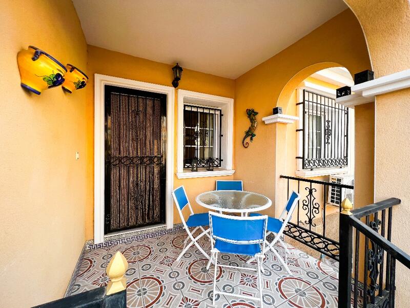 3 bedroom Townhouse for sale