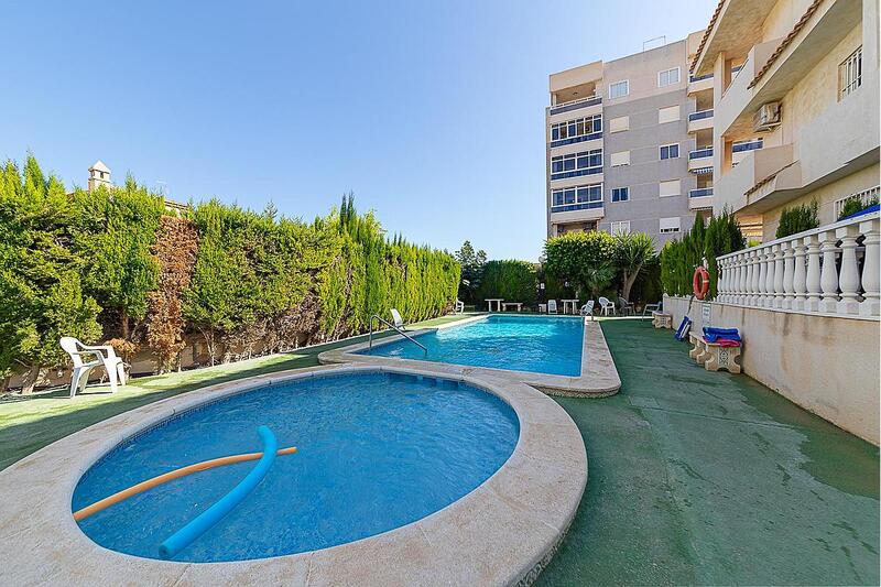 Apartment for sale in Torrevieja, Alicante