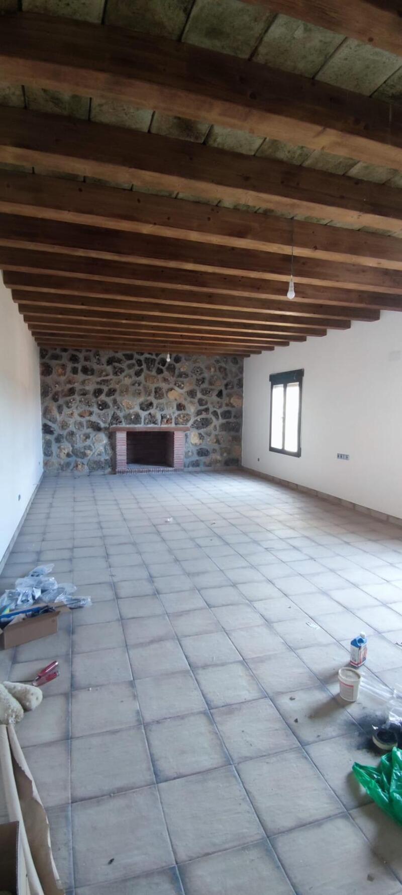 9 Cuarto Villa en venta