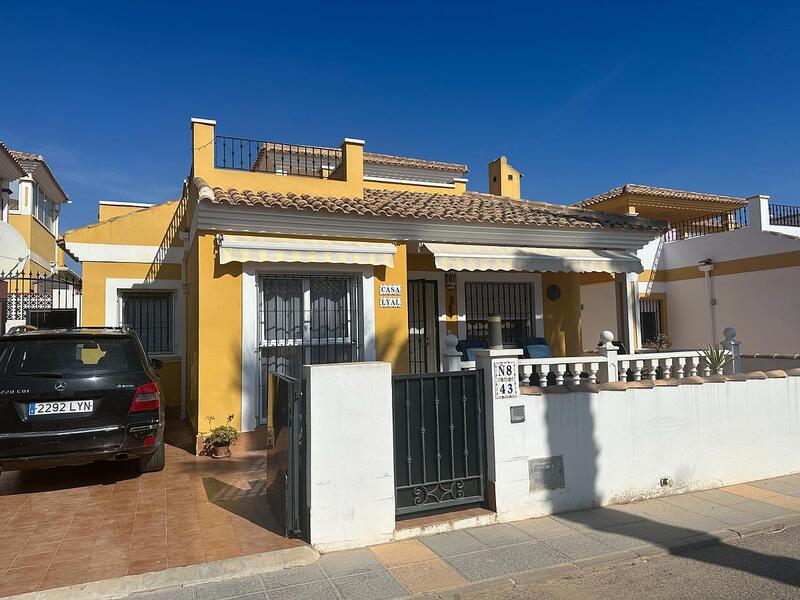 3 Cuarto Villa en venta