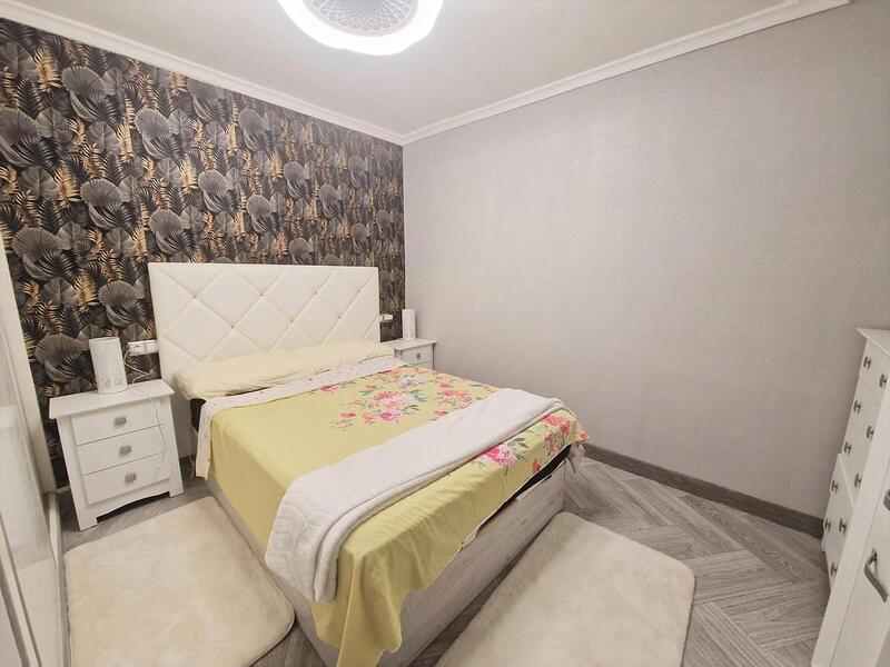 1 Cuarto Adosado en venta