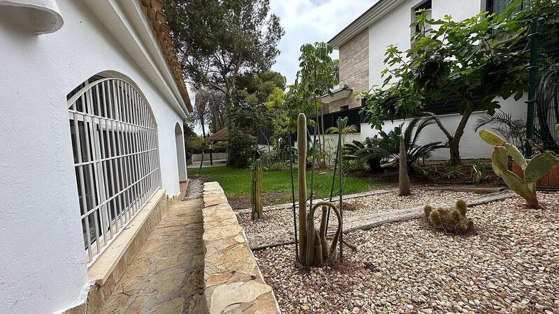 5 Cuarto Villa en venta