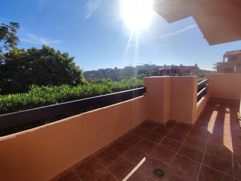 Apartamento en venta en Casares Playa, Málaga