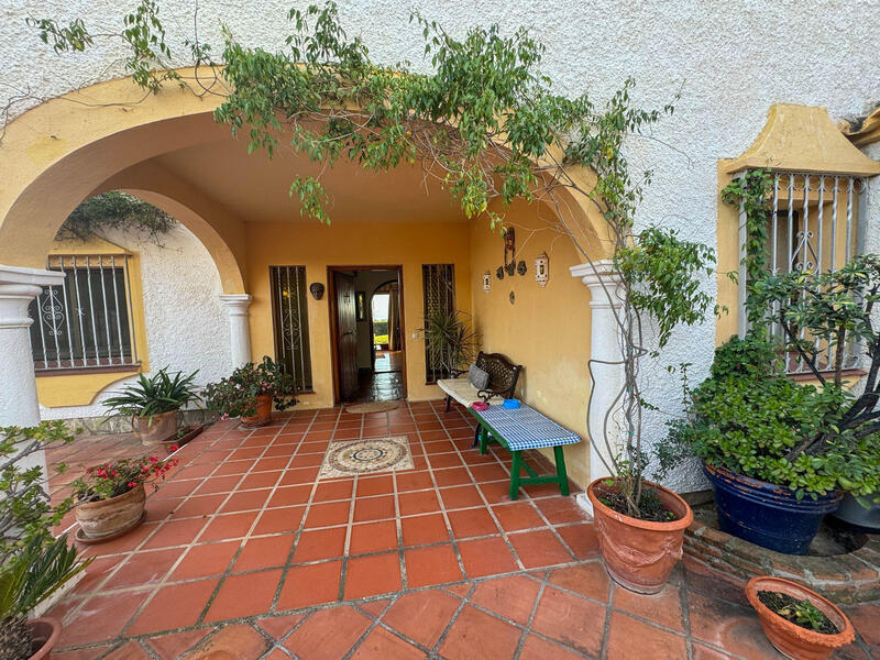 4 Cuarto Villa en venta