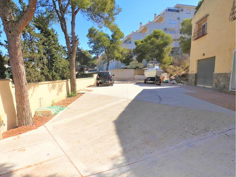 6 Cuarto Villa en venta