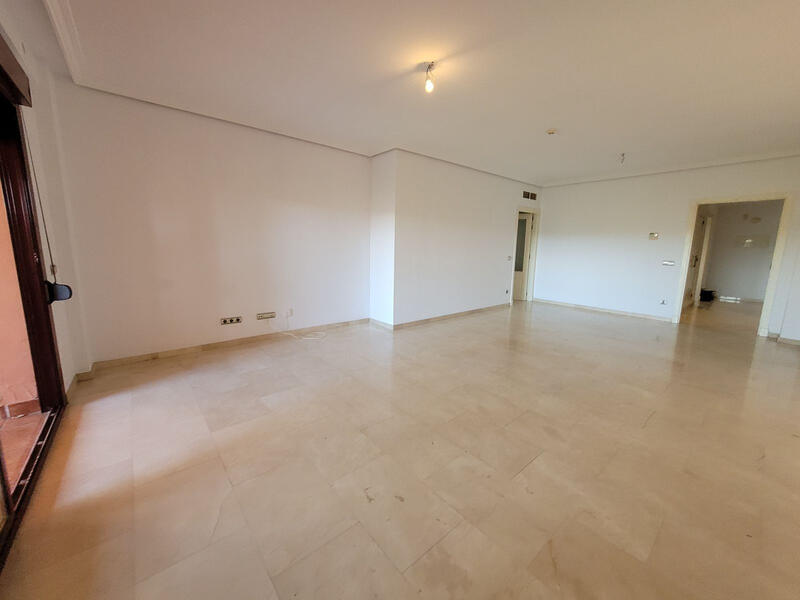 2 slaapkamer Appartement Te koop