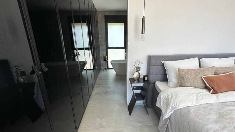 4 Cuarto Villa en venta